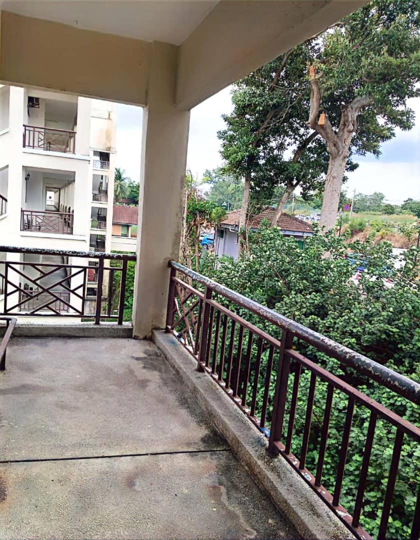 Bidadari Lagoon 4 Islamic Homestay พอร์ตดิ๊กสัน ภายนอก รูปภาพ