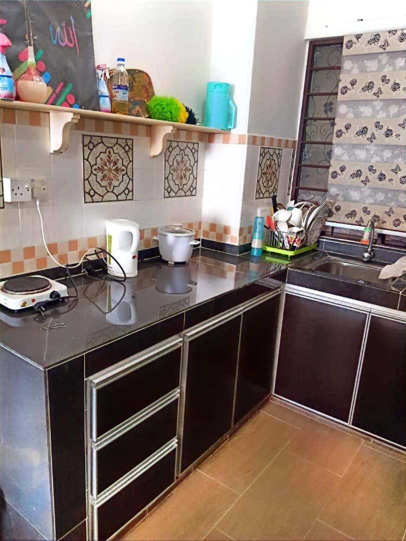 Bidadari Lagoon 4 Islamic Homestay พอร์ตดิ๊กสัน ภายนอก รูปภาพ